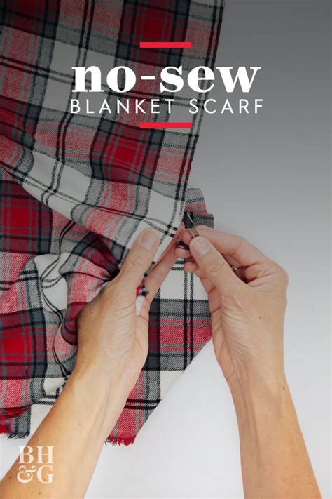 How to Fold a Throw Blanket Like a Stylist 